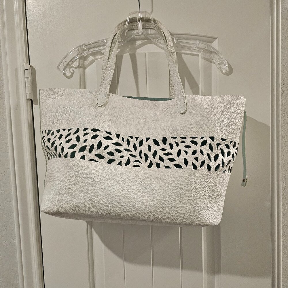 White tote bag